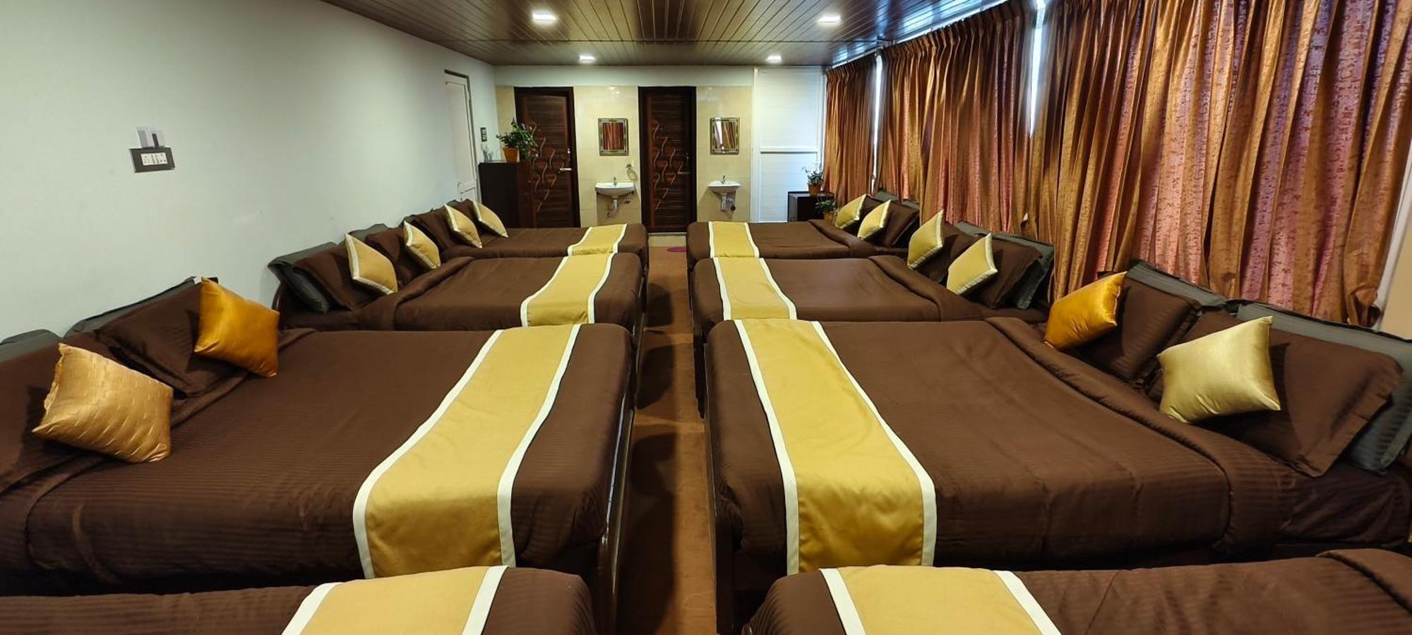 Ponmurugan Residency コダイカナル エクステリア 写真