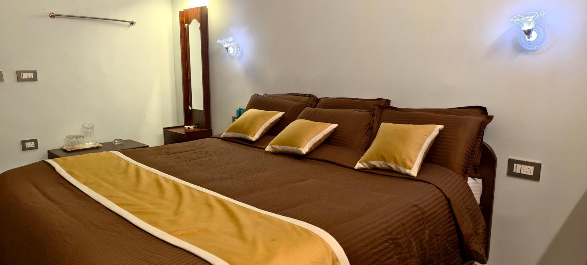 Ponmurugan Residency コダイカナル エクステリア 写真